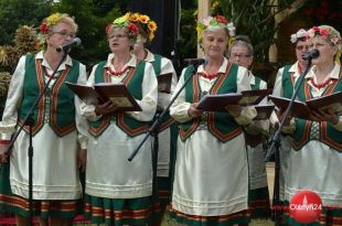 Iskierka Nadziei wystąpiła na dożynkach w Starych Kiełbonkach