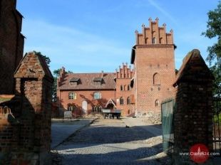 Odnawiali Żurawia Gdańskiego, wyremontują szkołę w Olsztynku